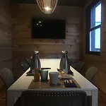 Carving Surf ホステル