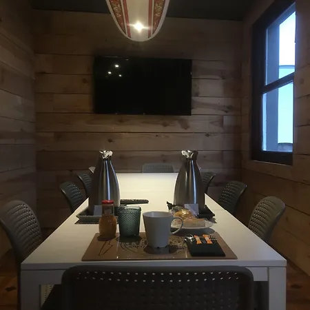 Carving Surf Ostello