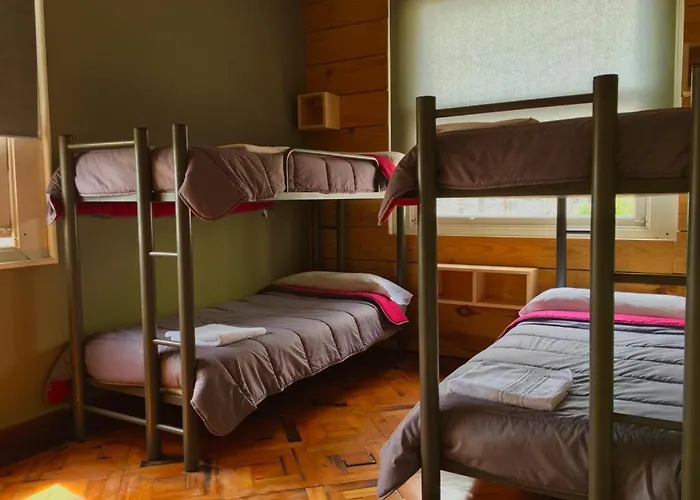 Carving Surf Hostel San Esteban de Pravia