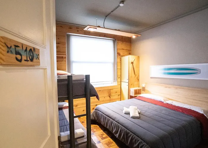 Carving Surf Hostel San Esteban de Pravia