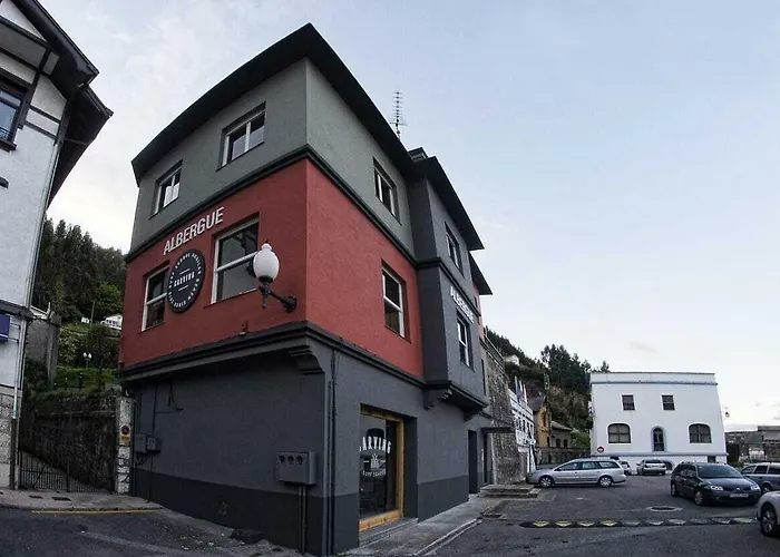 Carving Surf Hostel San Esteban de Pravia